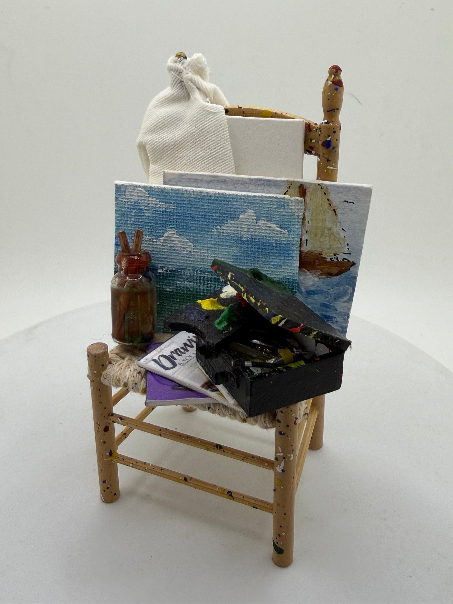 1/12th - Artist Chair