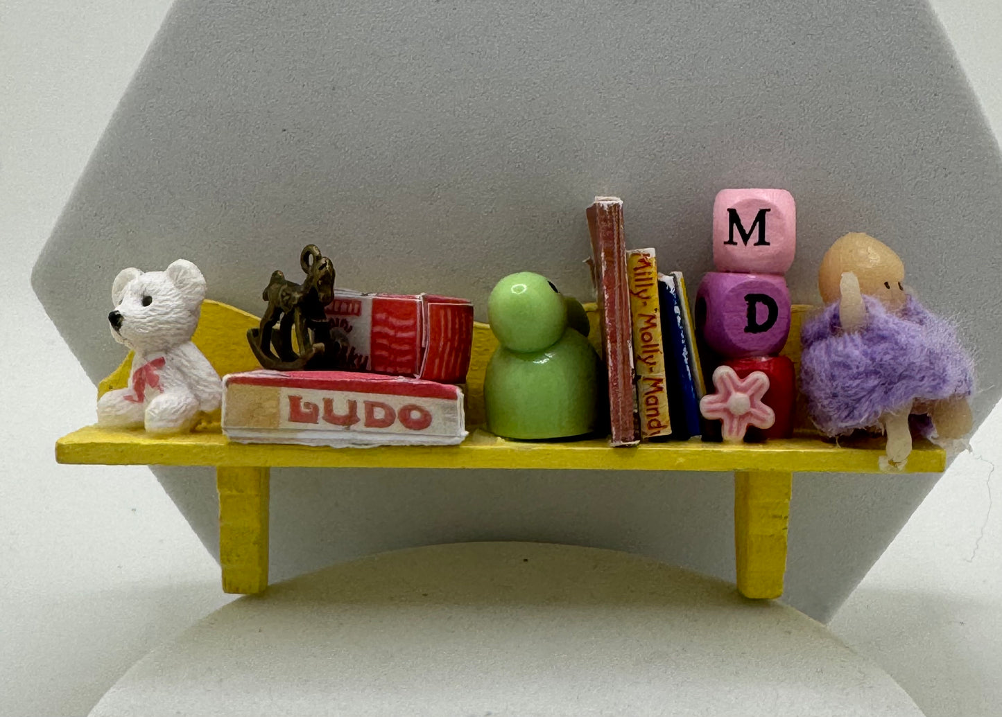 1/12th Toy Wall Shelf x1