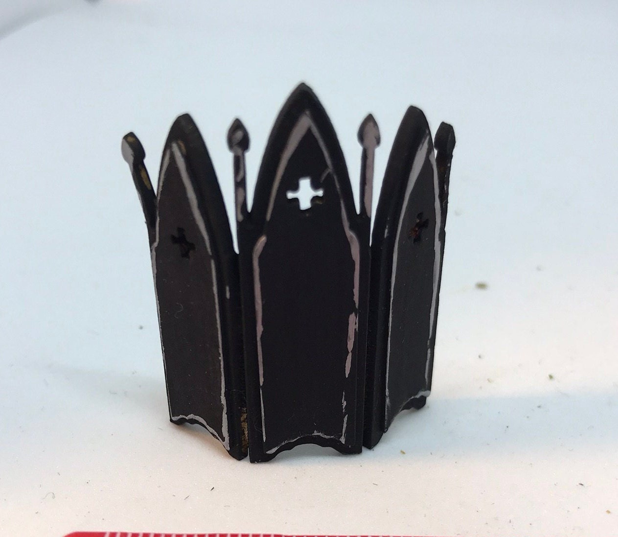 Dolls House Luxury Dressed 1/48th Gothic Screen