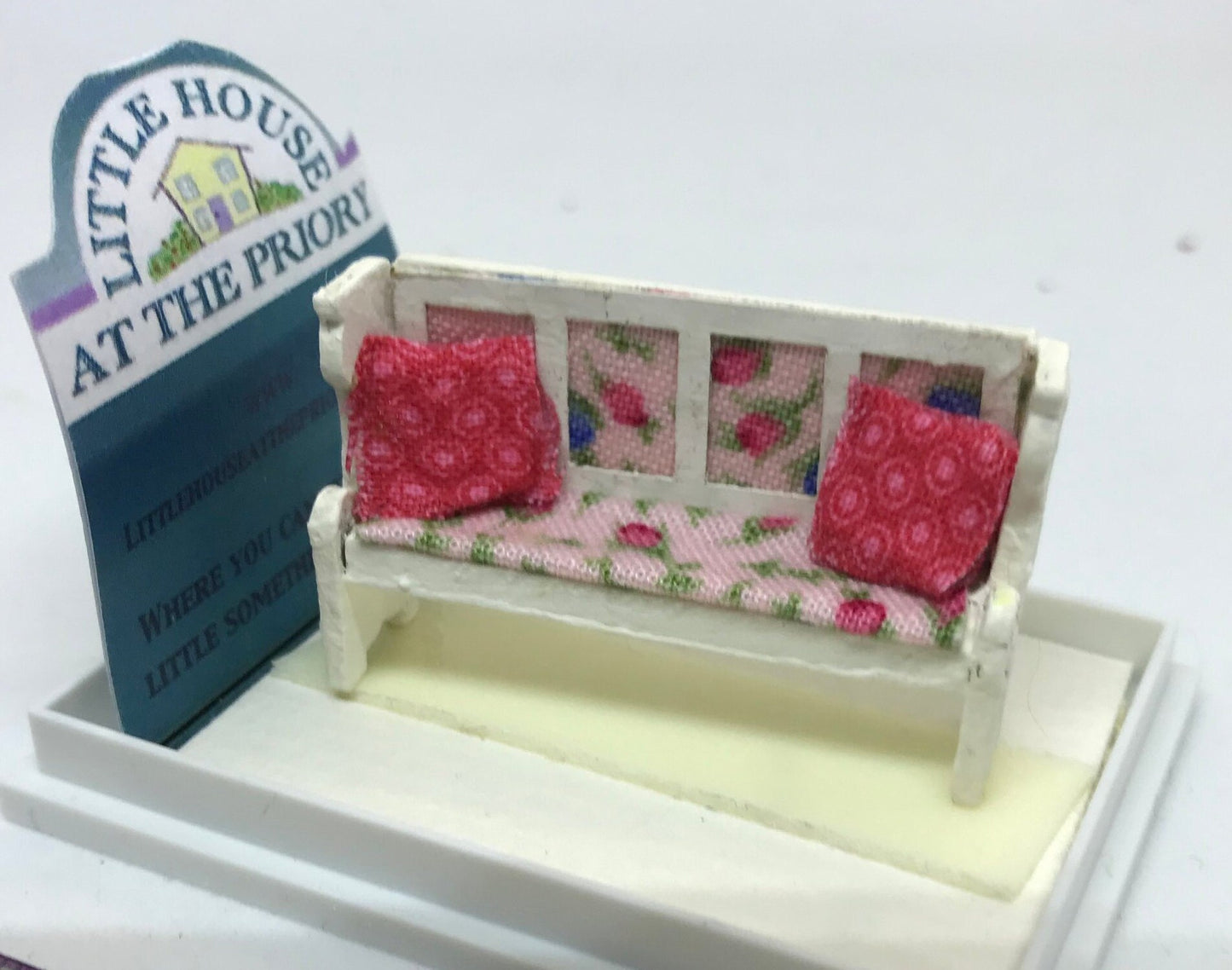 Dolls House 1/48th - Bench Seat -