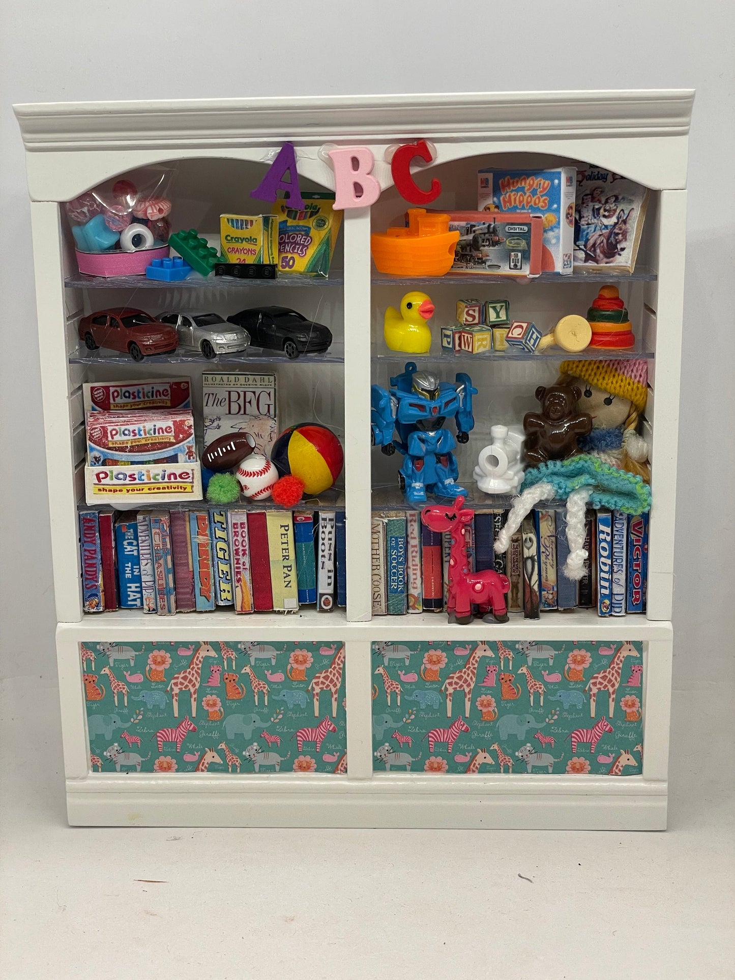 Dolls House Miniatures - Double Toy Shelf white