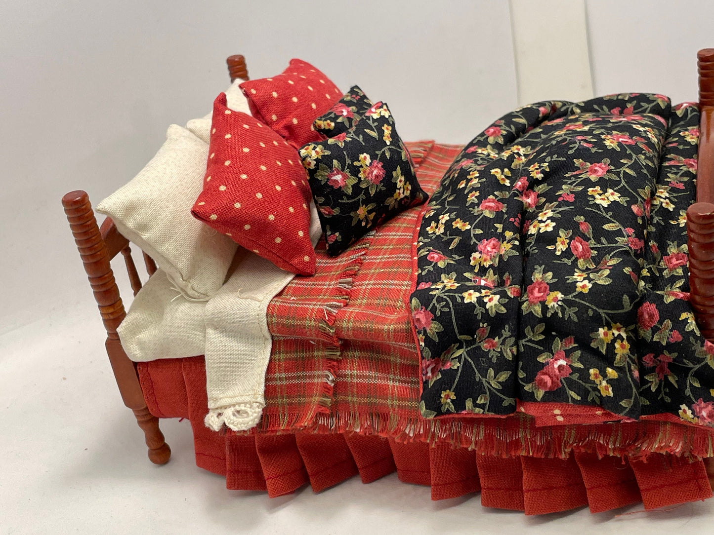 Dolls House Luxury Dressed cherry wood 1/12th Double Bed - Kristin