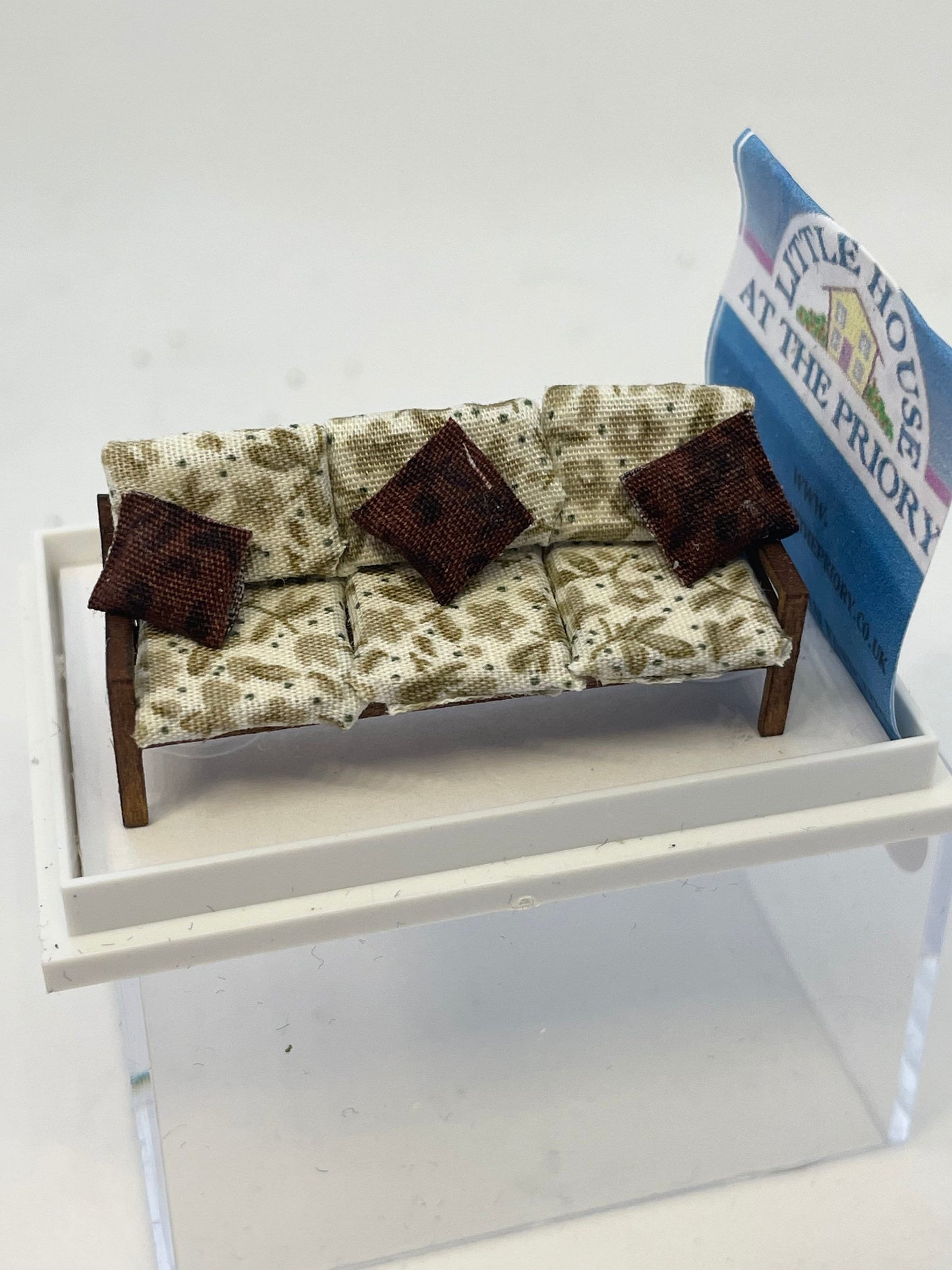 Dolls House 1/48th - retro Sofa seat