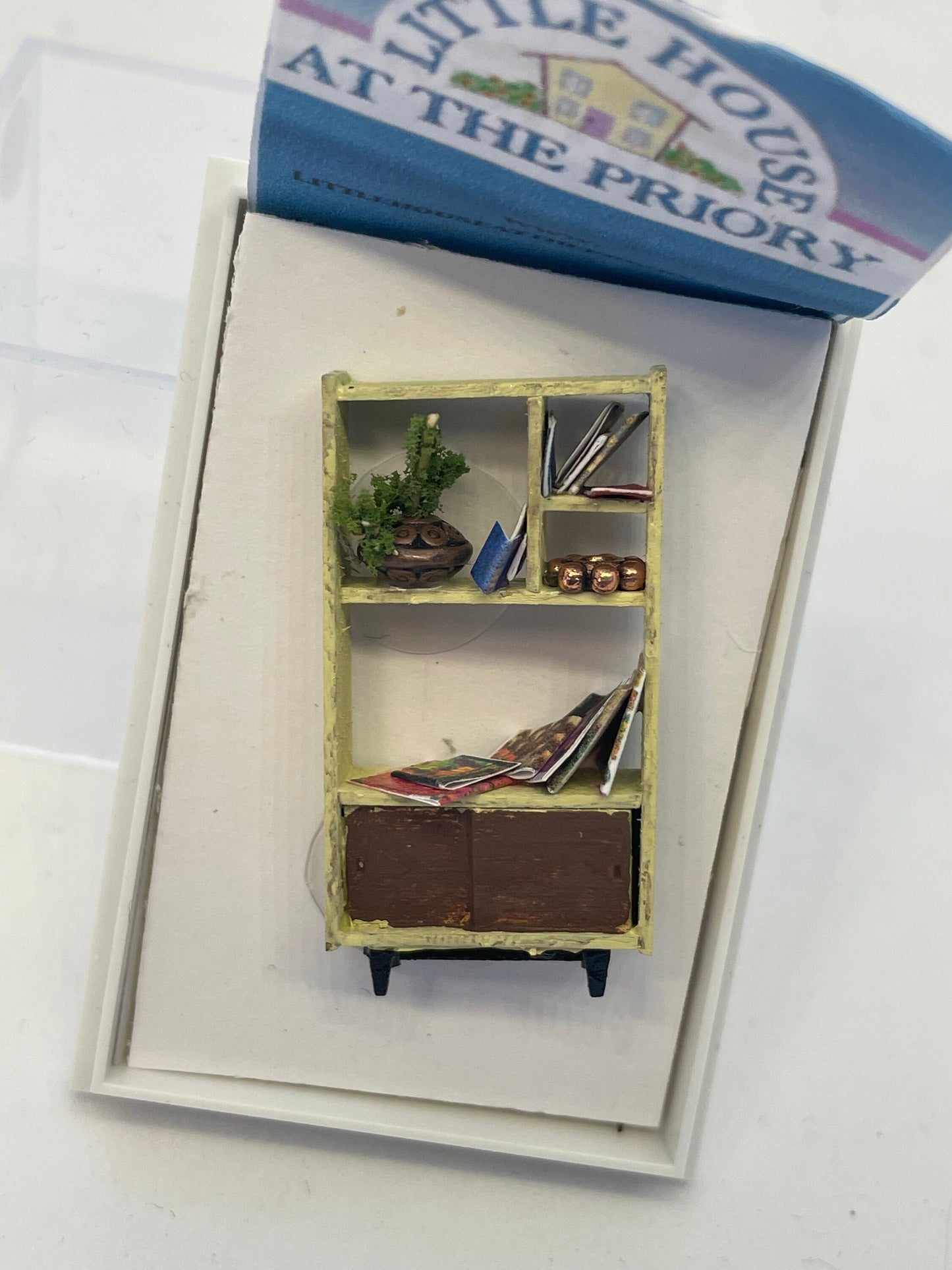 Dolls House 1/48th - retro room divider (messy range)