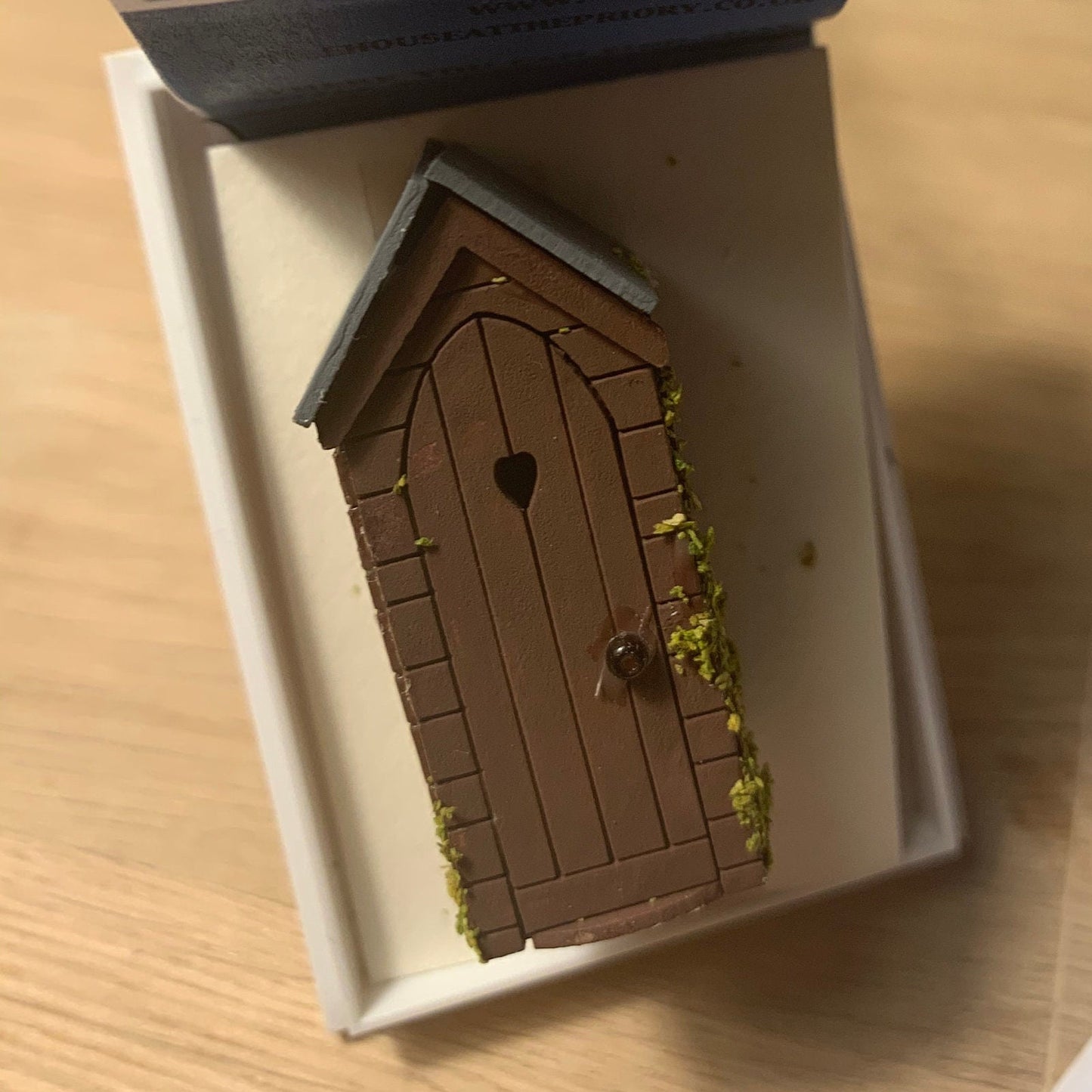 Dolls House Miniatures ( 1/48th - 1:48th - 1/4" - Quarter Inch Scale )Luxury Dressed Potting Shed -