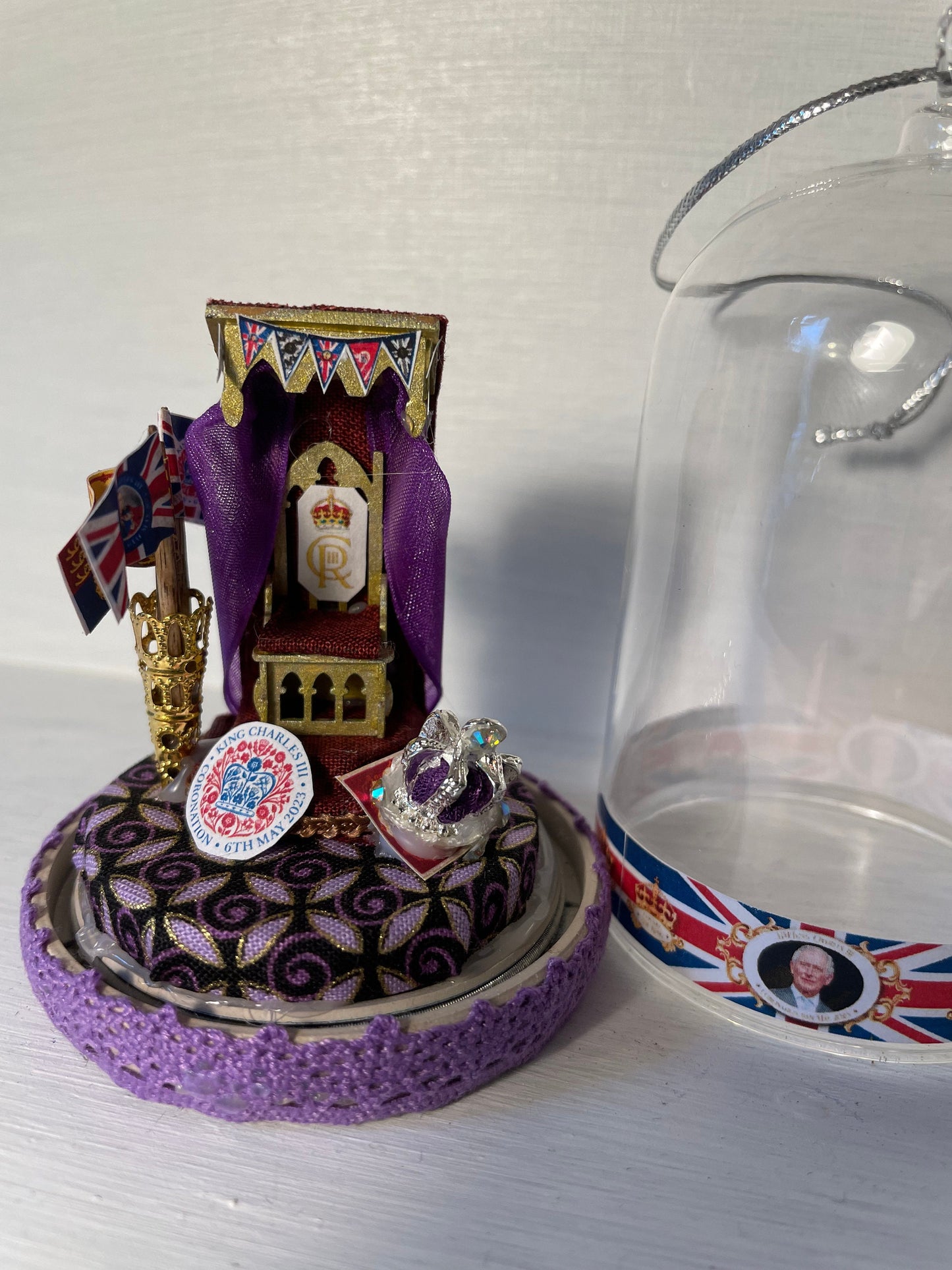 Commemorative Glass Dome - King Charles III coronation