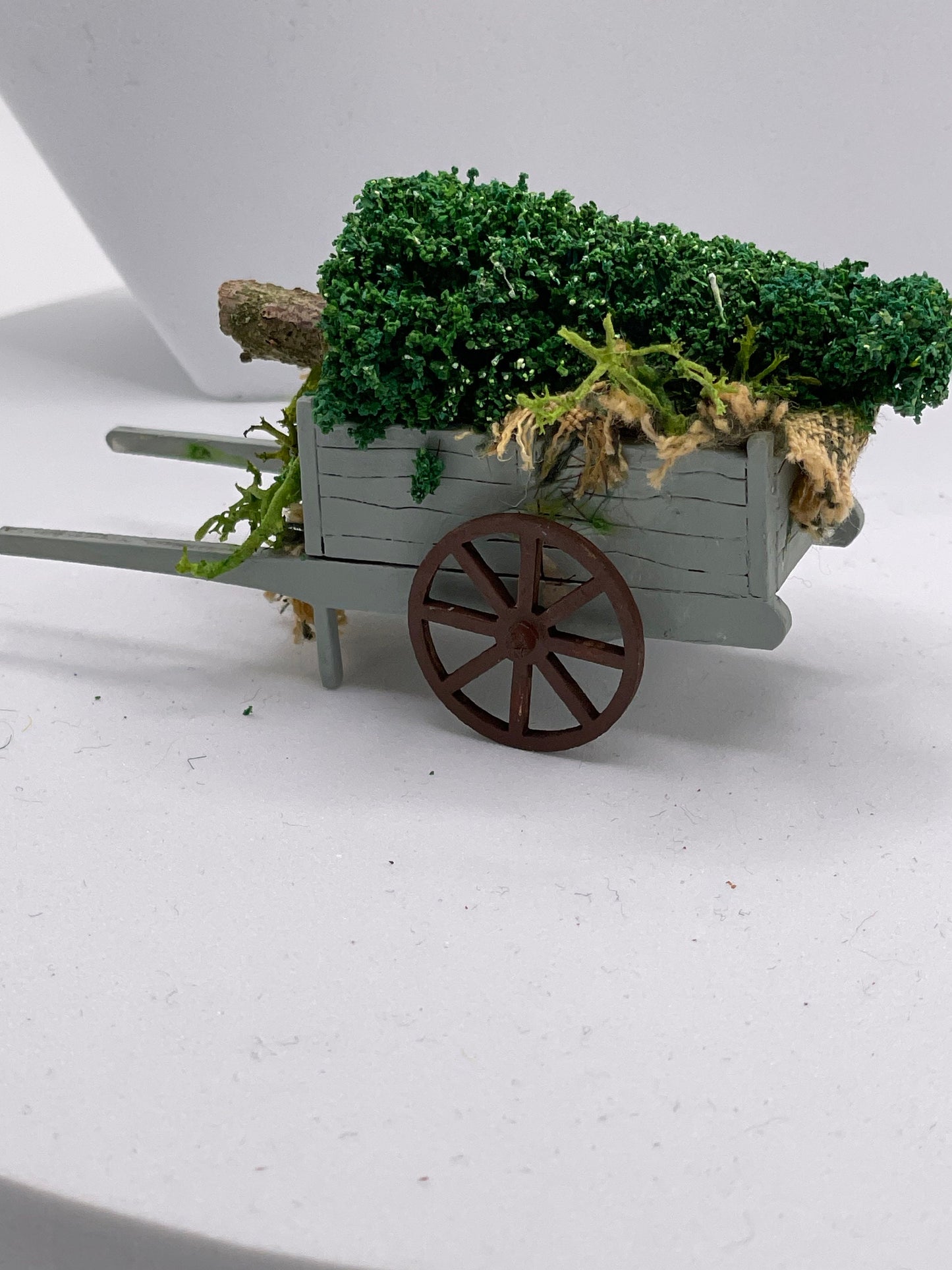 Dolls House Miniatures ( 1/48th - 1:48th - 1/4" - Quarter Inch Scale ) - Hand Made - Tree Cart