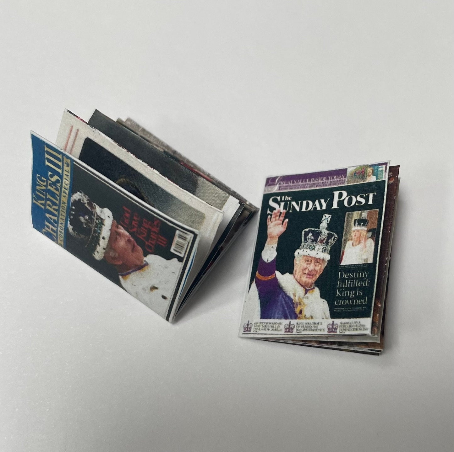 Dolls House Miniatures - Royal Magazines - King Charles III Coronation (opening)