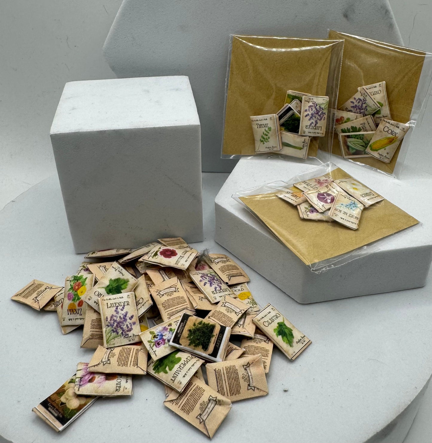 Dolls House Miniatures - garden seeds x 6 packets