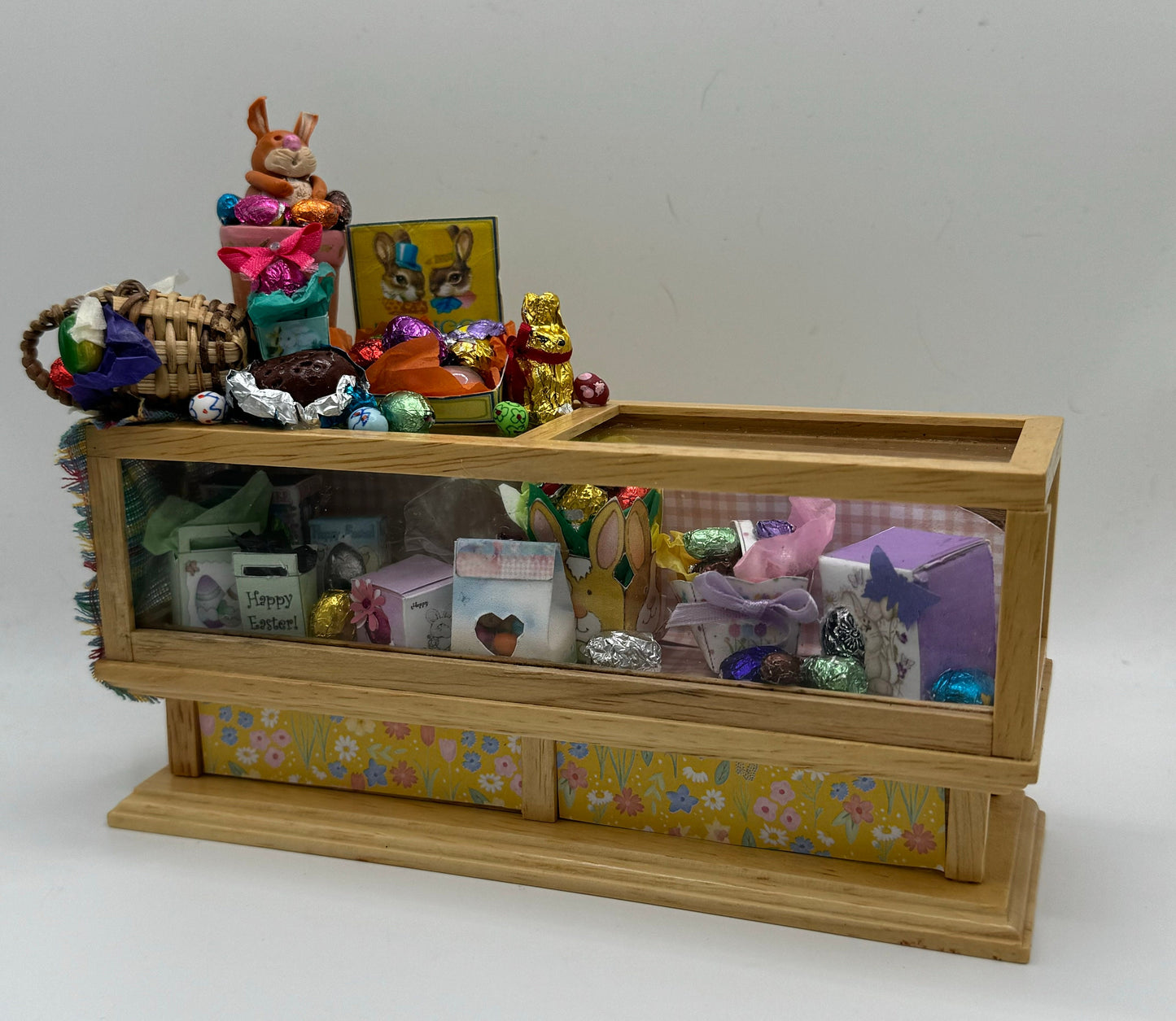 1/12th Easter Shop Sweet Counter