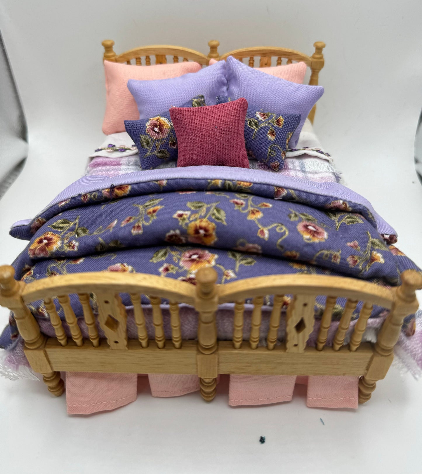 Dolls House Dressed 1/12th Double Bed - Pansy
