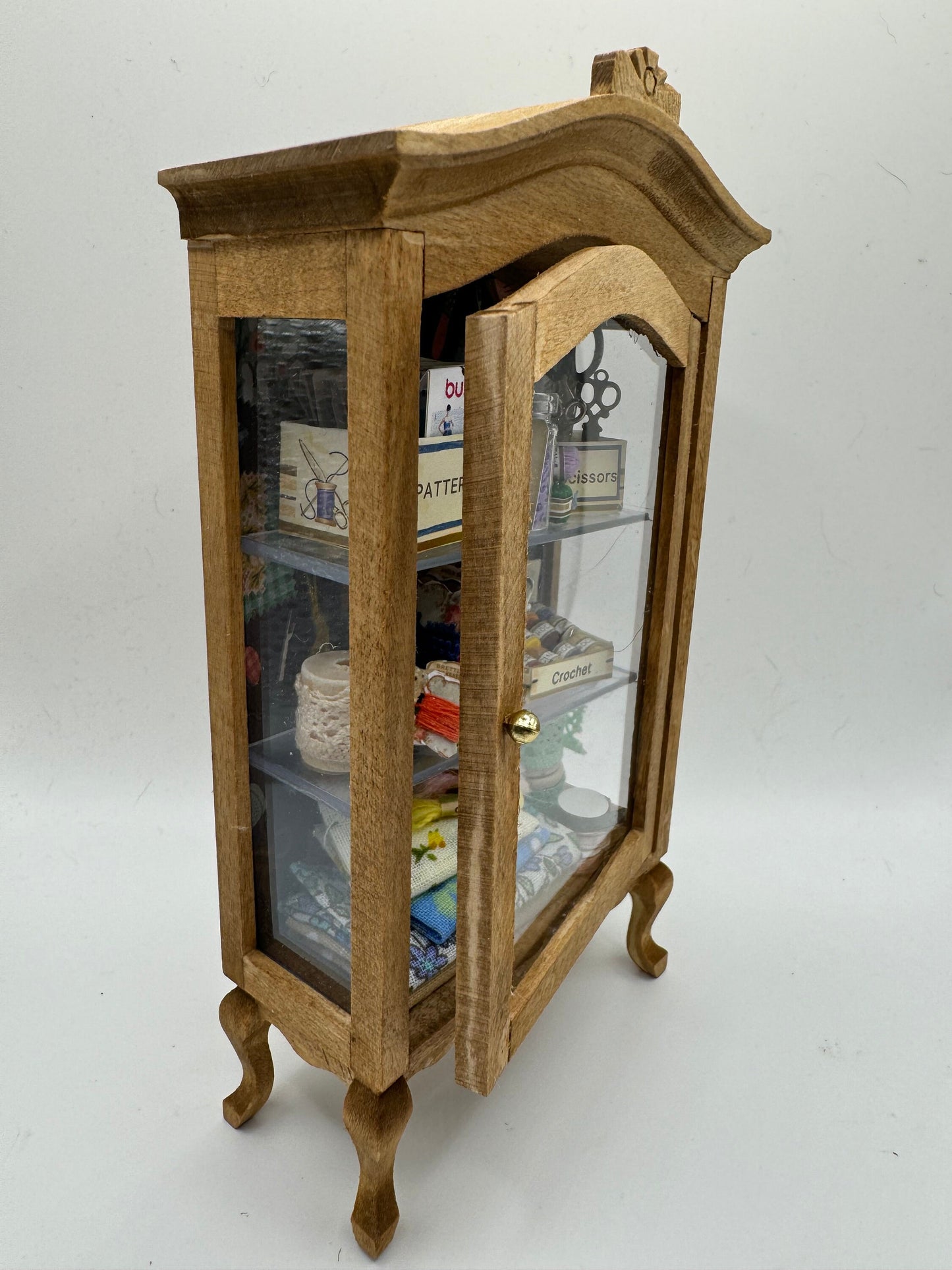 Dolls House Miniatures - 1/12th - Haberdashery Sewing cabinet