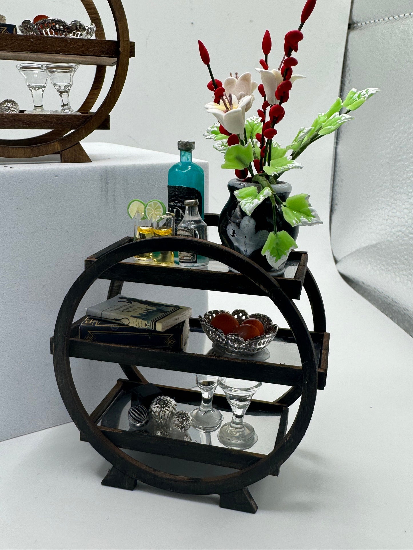 Dolls House Miniatures - 1/12 Art Deco Inspired Side Table