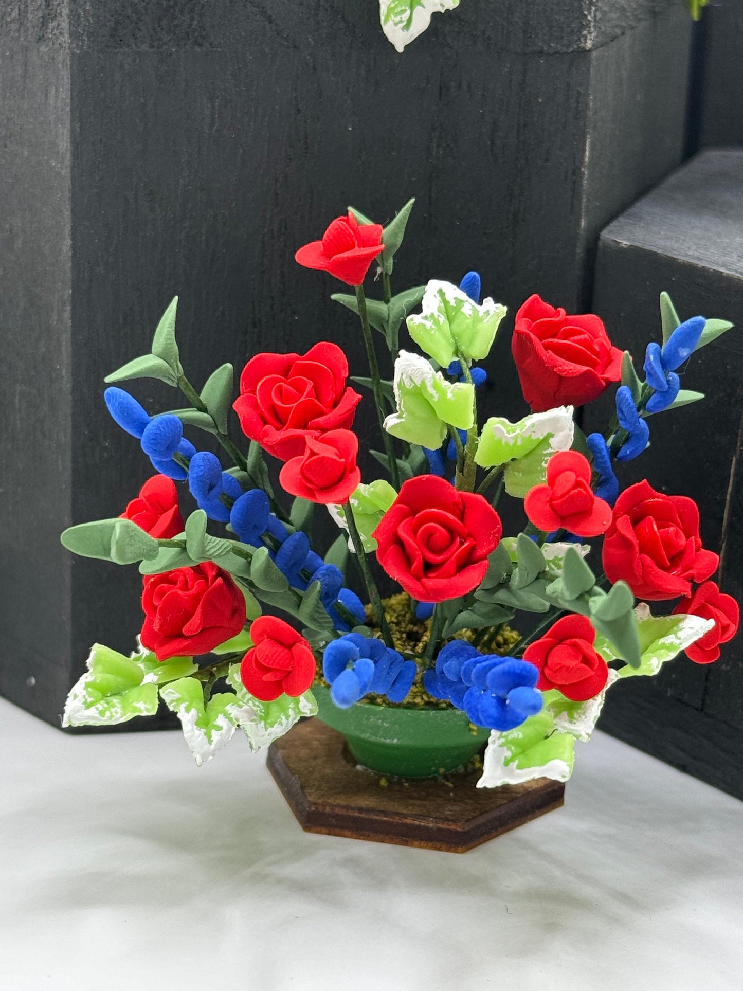 Dolls House Miniatures - 1/12th Floral / Flower display (various options)