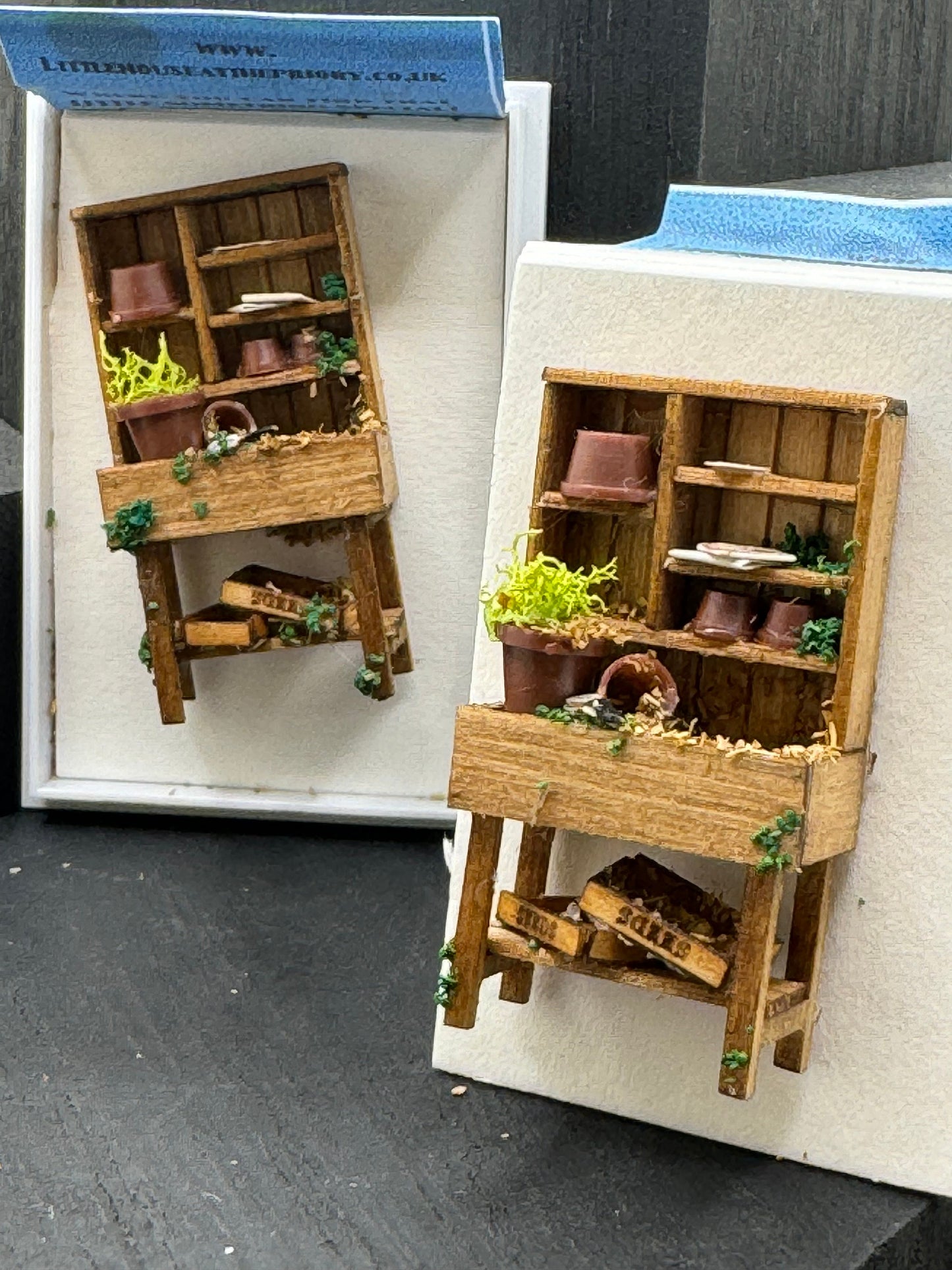 Dolls House Miniatures ( 1/48th - 1:48th - 1/4" - Quarter Inch Scale ) - Potting Bench