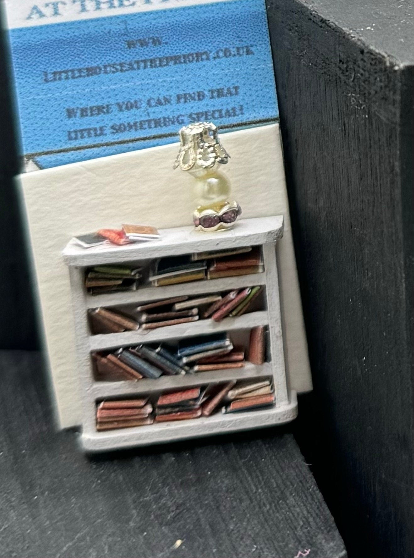 Dolls House 1/48th Bookcase x1