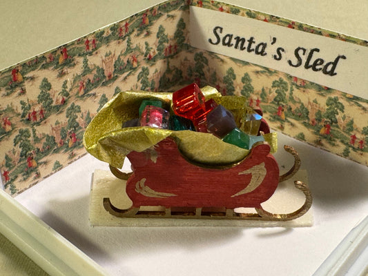 Dolls House Miniatures 1/144th / 1:144 / Micro / Dutch Scale Christmas Sledge