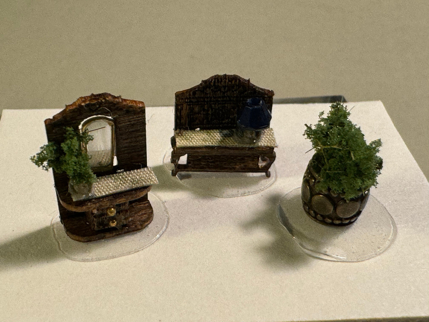 Dolls House Miniatures 1/144th / 1:144 / micro / dutch scale Victorian Hallway Room set