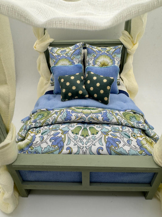 Dolls House Luxury Dressed 1/12th - 1:12 - 1 inch scale Contemporary Four Poster bed with Liberty fabrics - Sienna