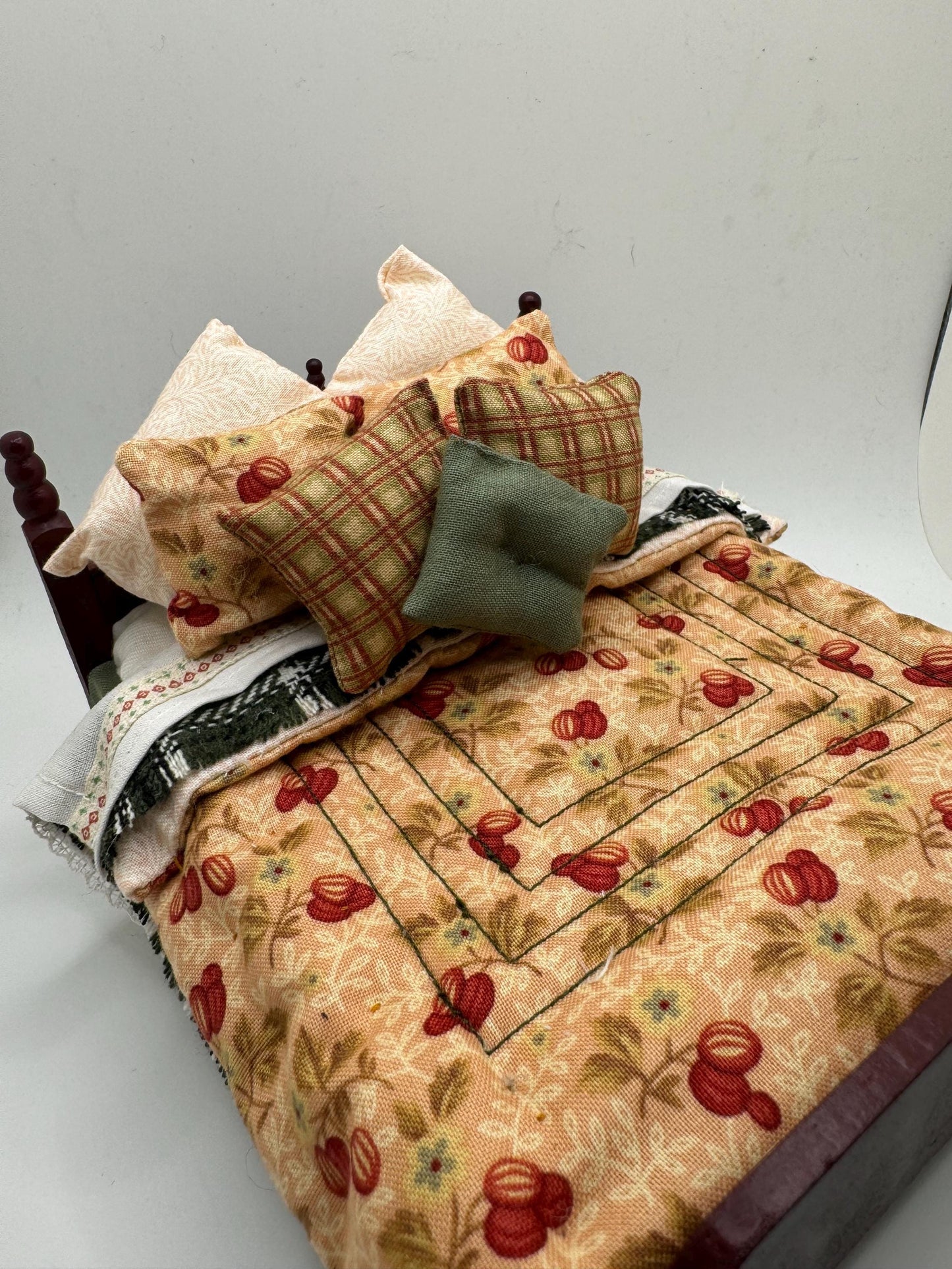 Dolls House Dressed 1/12th Double Bed - Annie