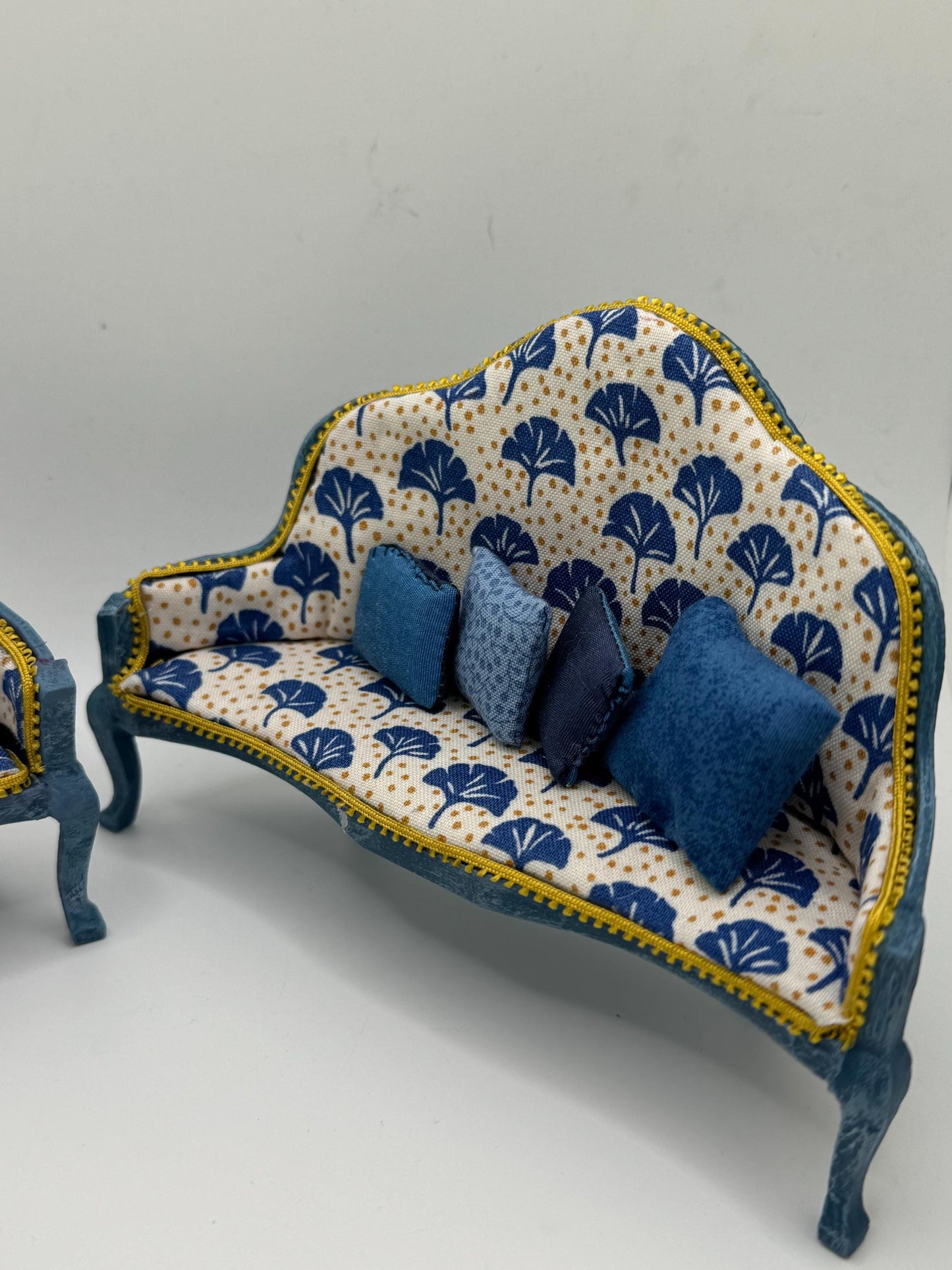 Dolls House Miniatures - 1/12 Elegant Sofa and chair set - Liberty fabric