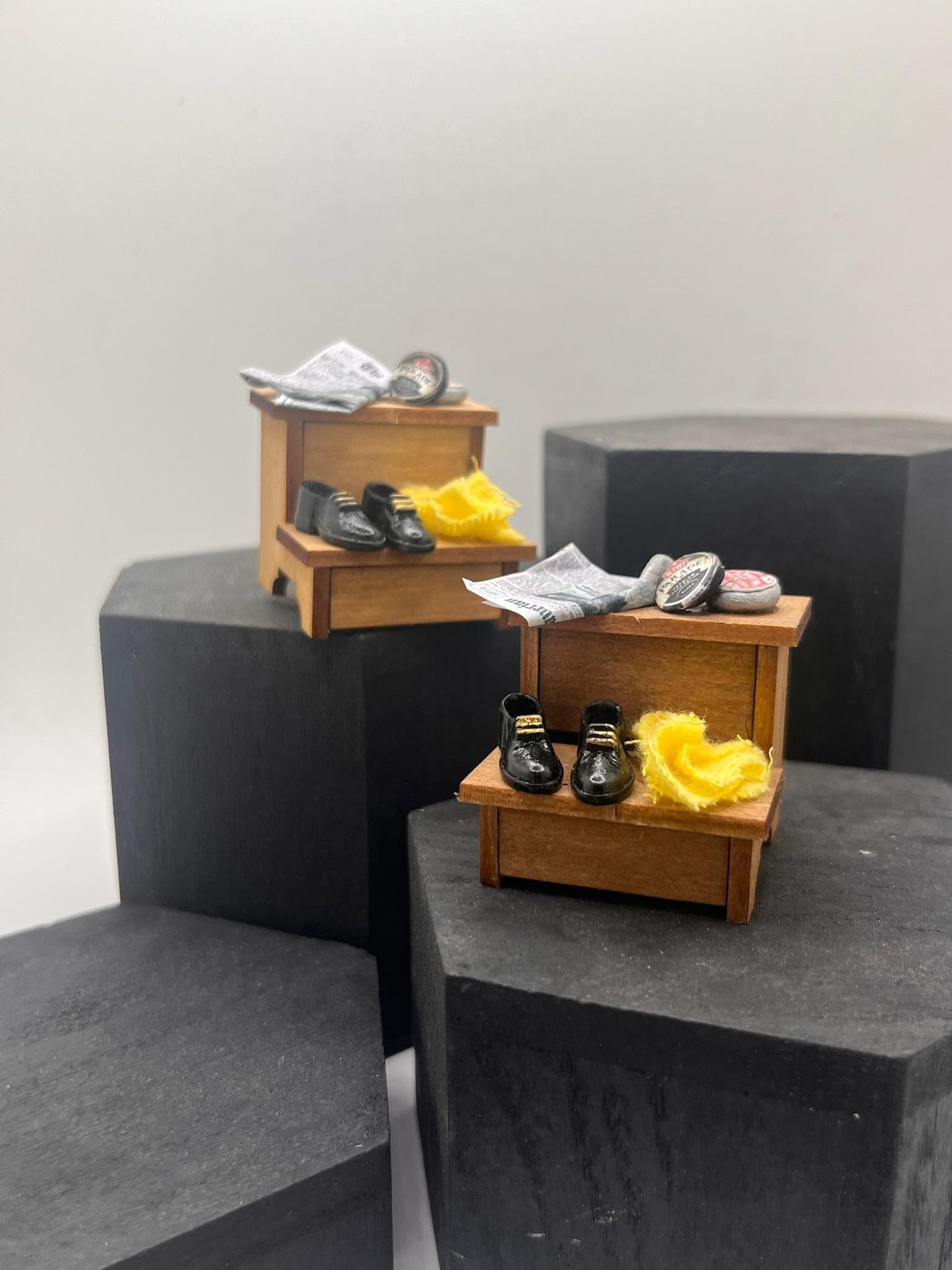 Dolls House Miniatures Shoe Shine Steps