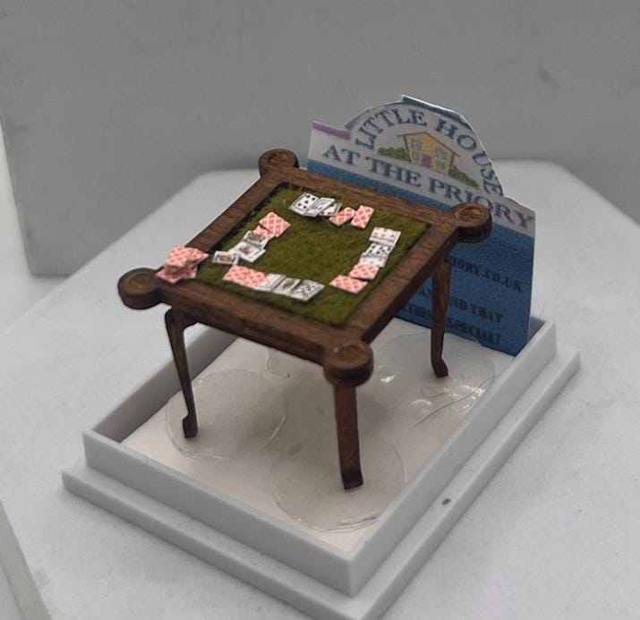 Dolls House 1/48th / 1:48 /Quarter Scale - Card table
