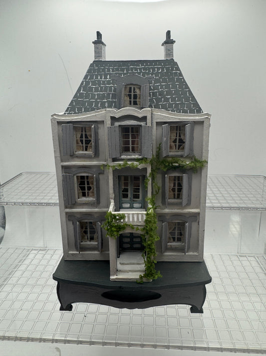 1/144th Le Grande Mansion