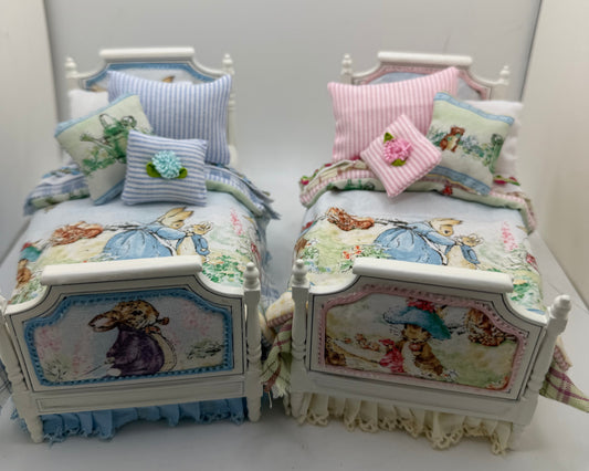 1/12th - 1:12 - 1 inch scale Beatrix Potter Single bed (2 available)
