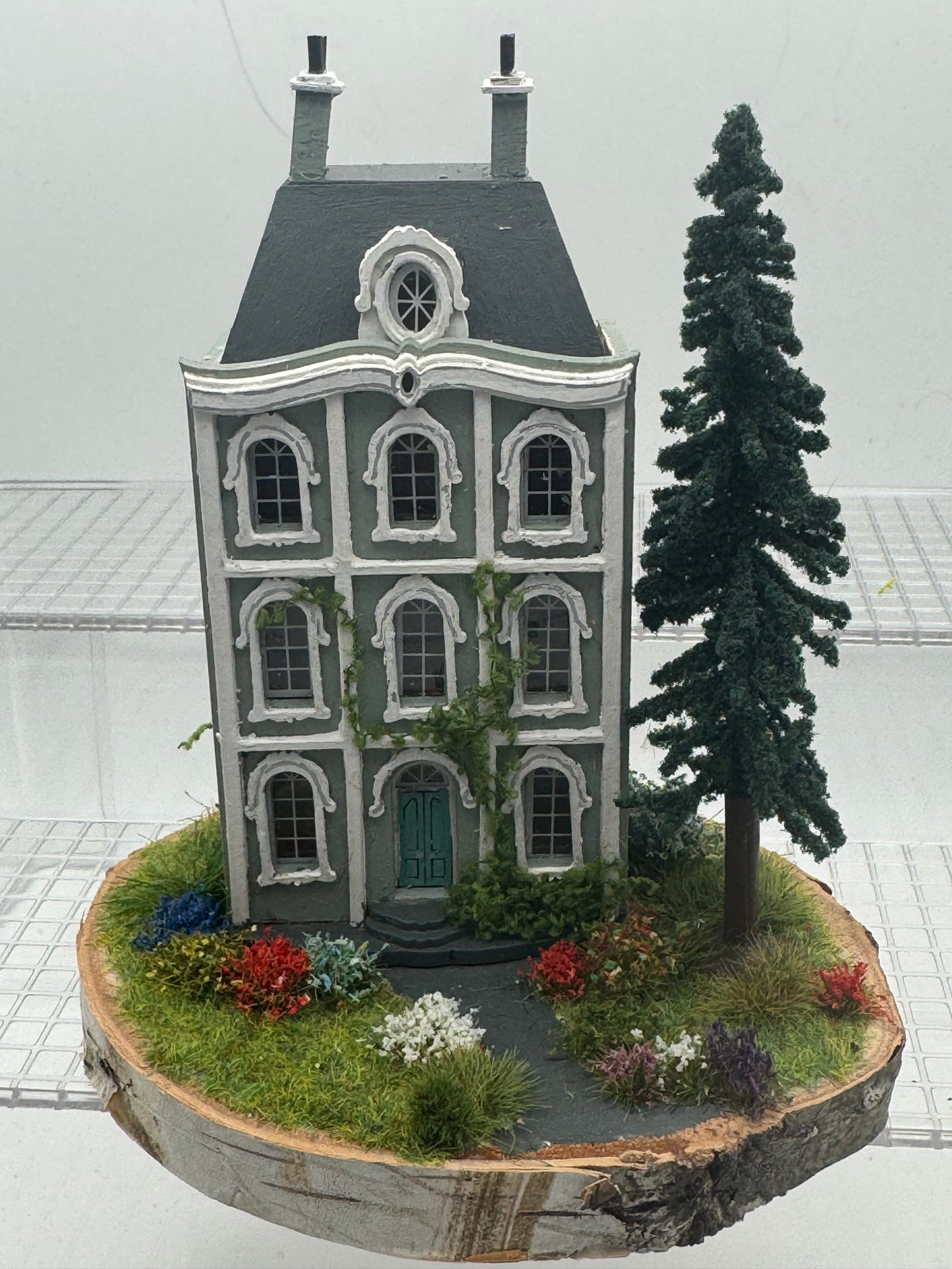 1/144th le maison bleue