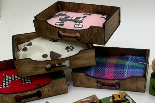 DOLLS HOUSE Miniatures - Pet / Dog/ Cat bed x1