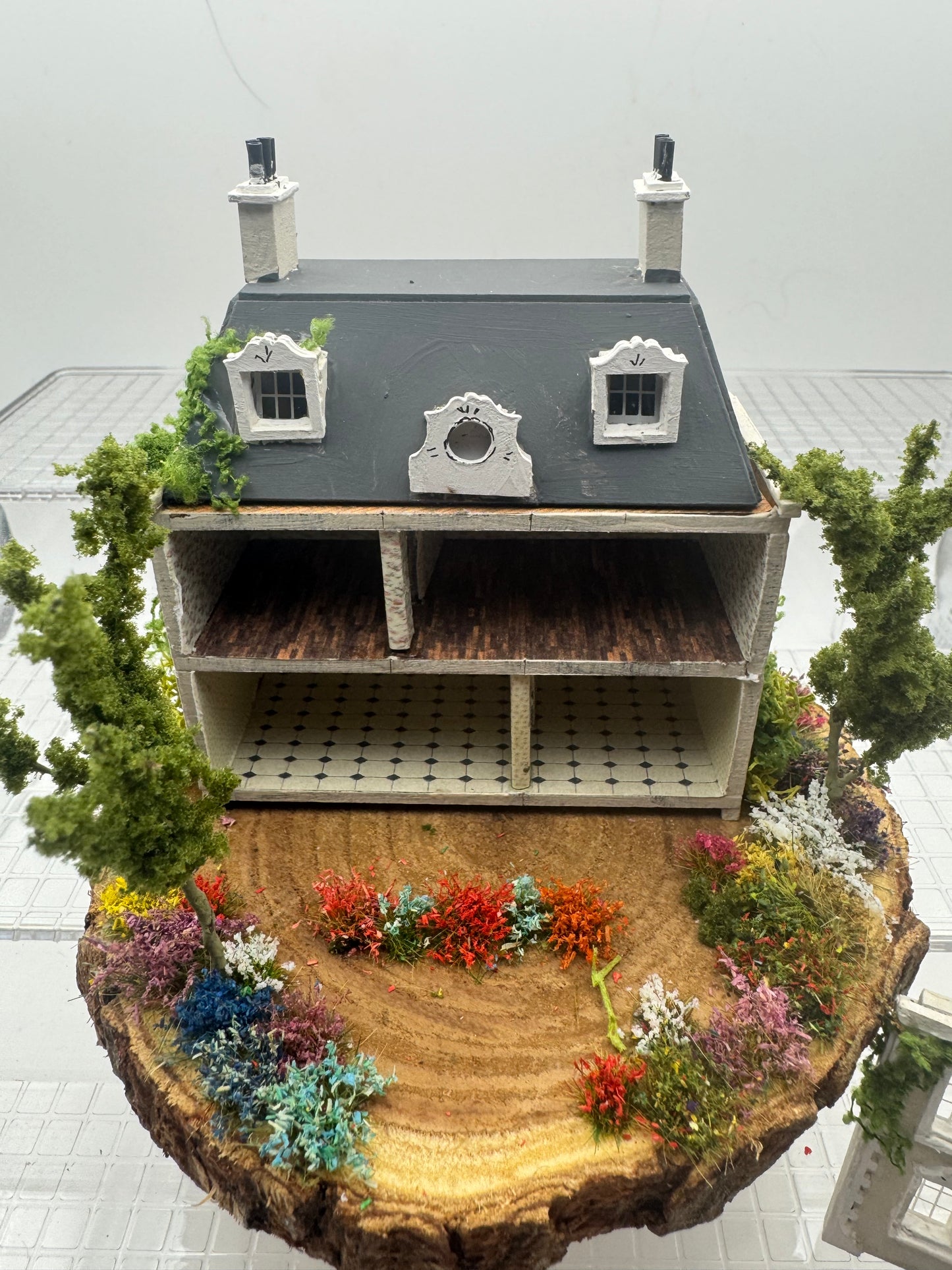 1/144th Grey Gardens