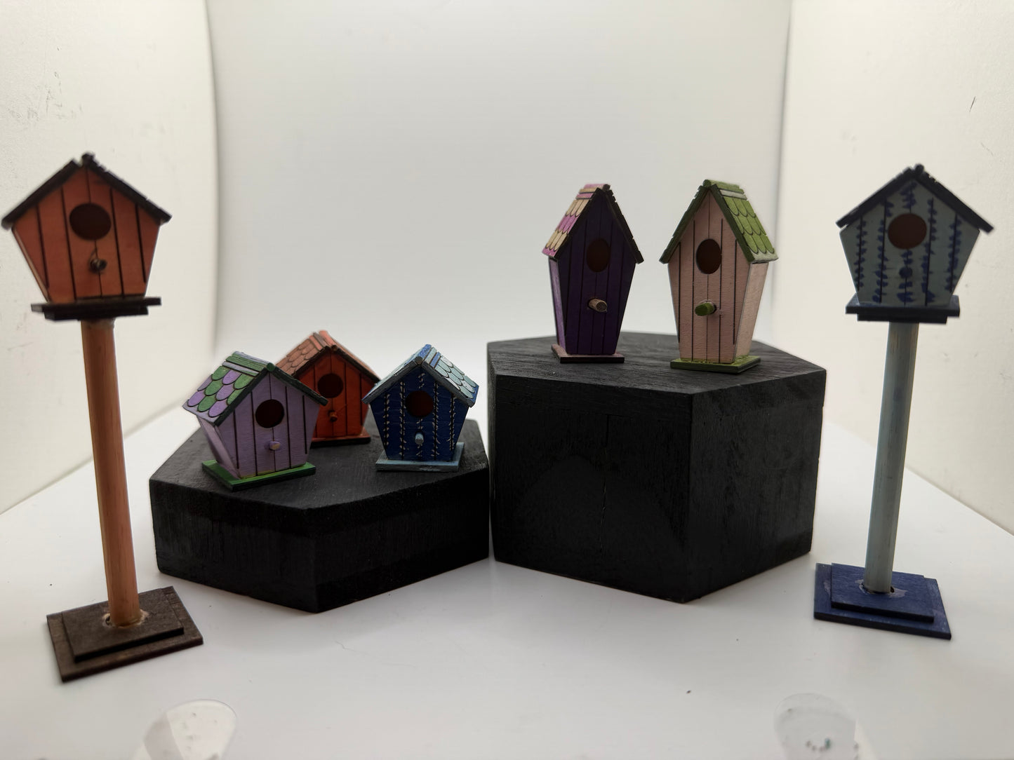 DOLLS HOUSE Miniatures - Bird House x1