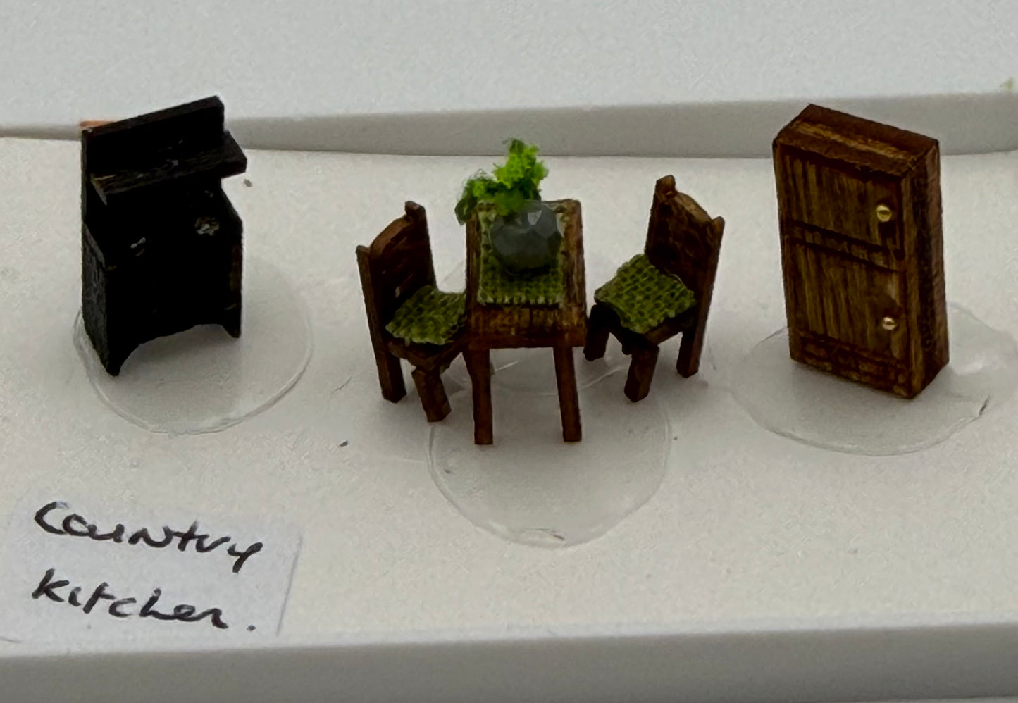 1/144th Country Kitchen set