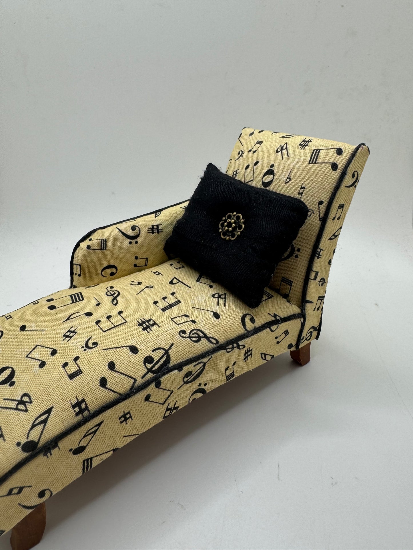 1/12th Chaise - Musical Fabric
