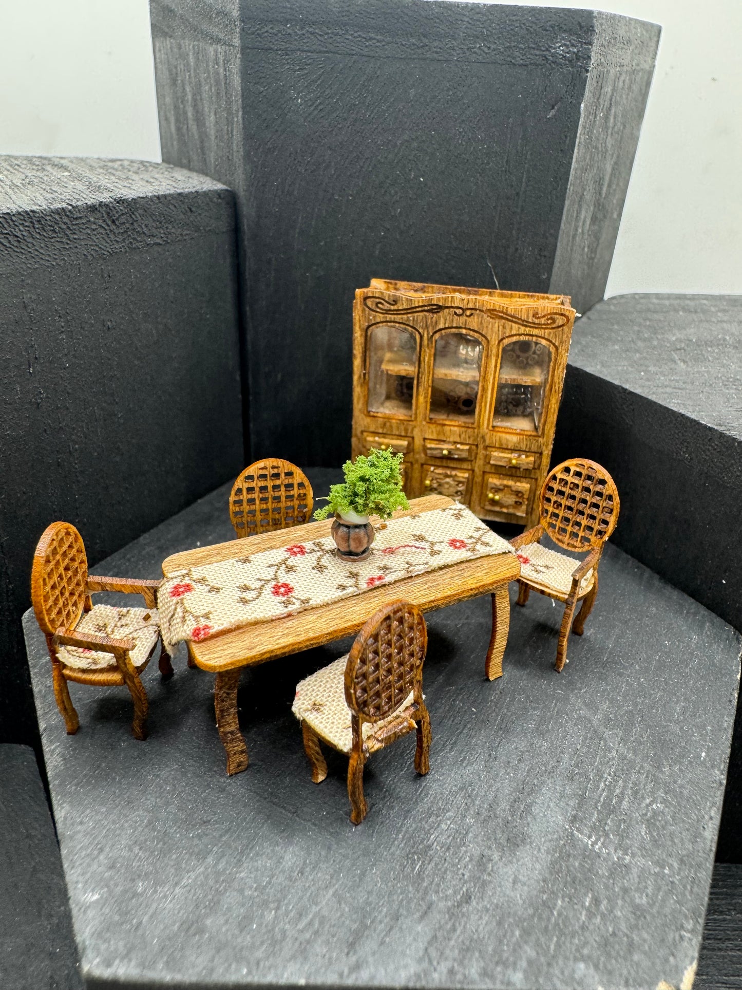1/48th Dining Room collection