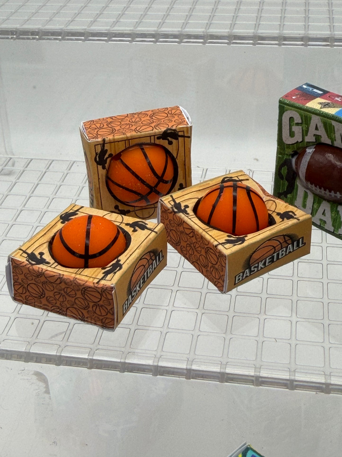Dolls House Miniatures - Basketball in a Box x1