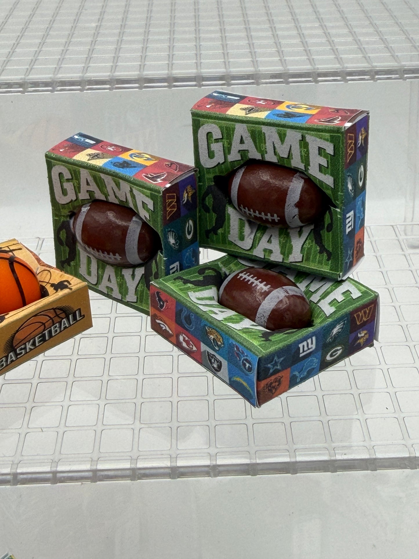 Dolls House Miniatures - American football in a Box x1
