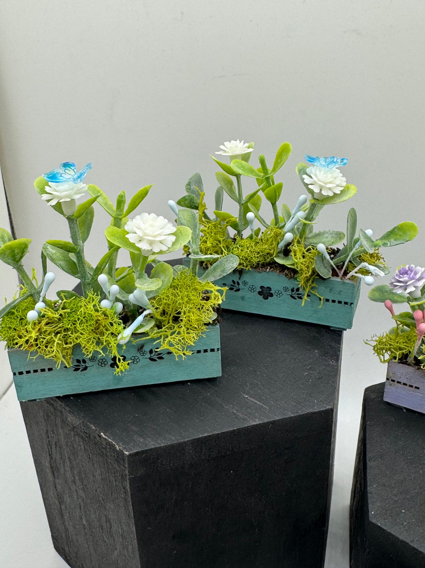 1/12th Trough / Window box with Butterfly (5 options)