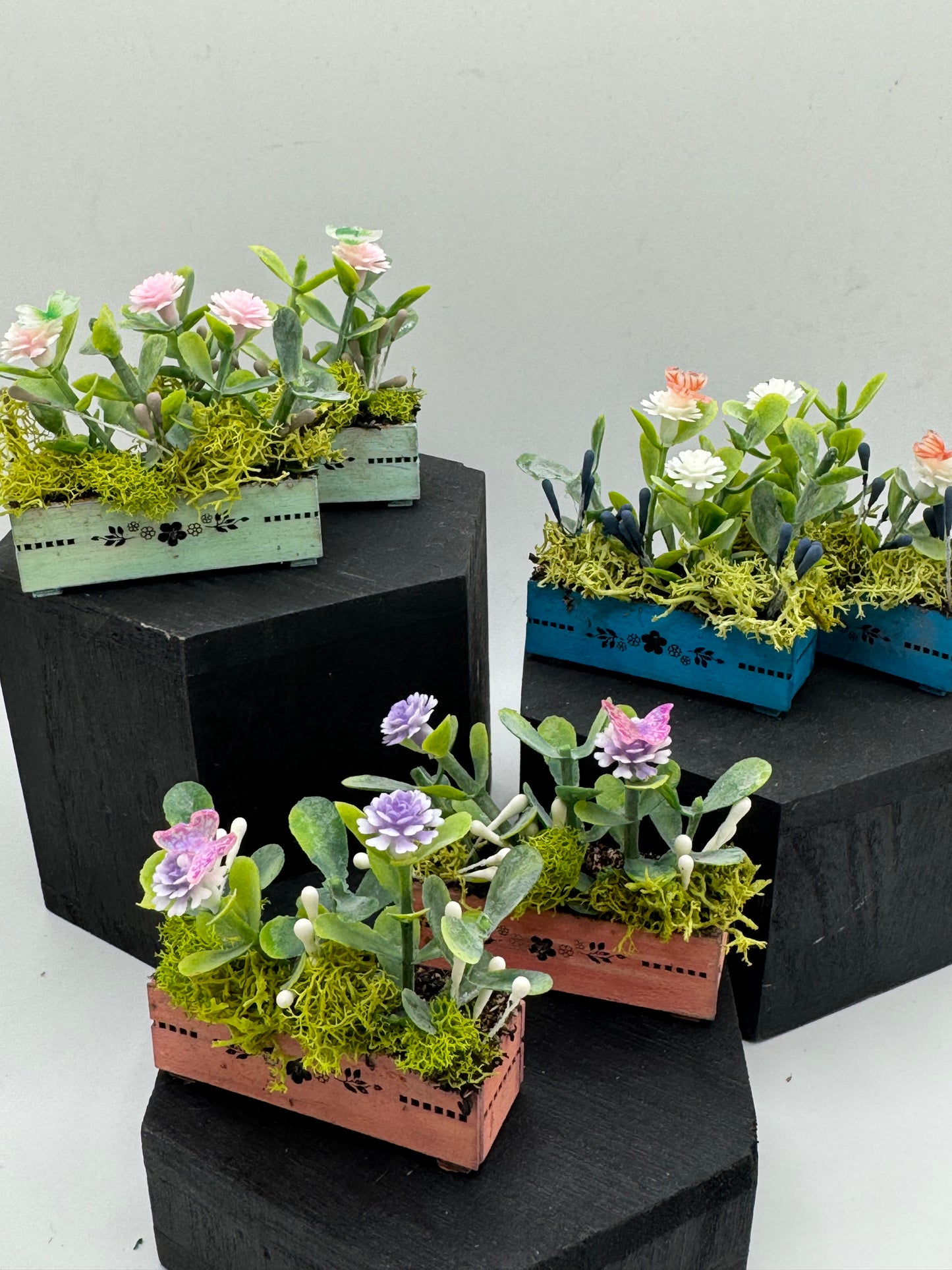 1/12th Trough / Window box with Butterfly (5 options)