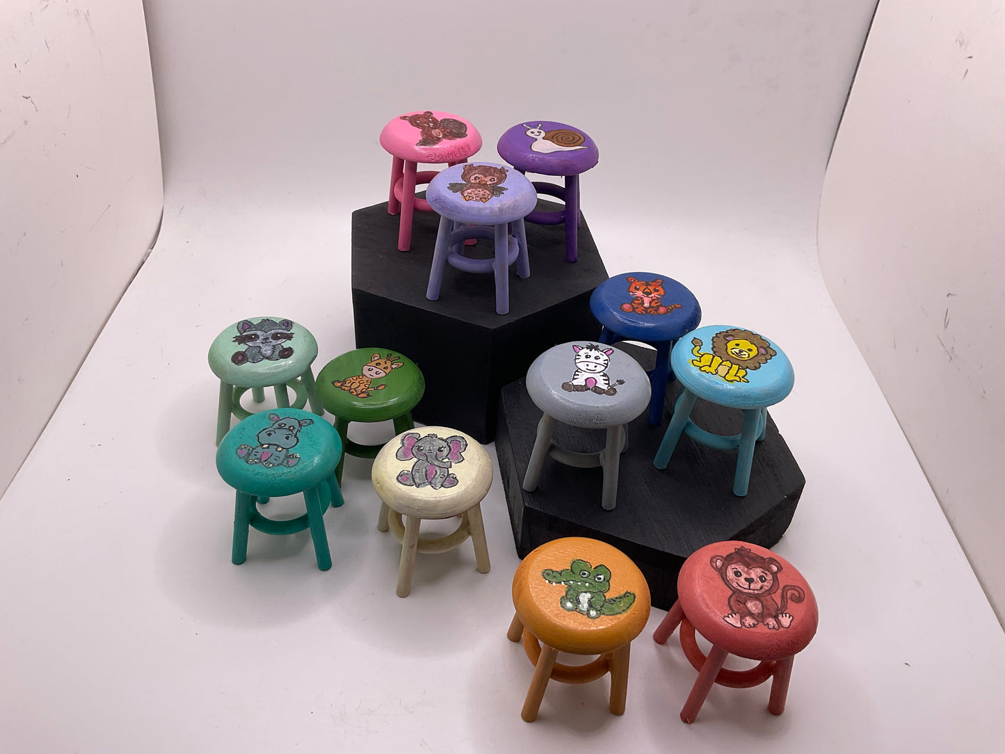 1/12th Animal Stools x1 (12 Options)