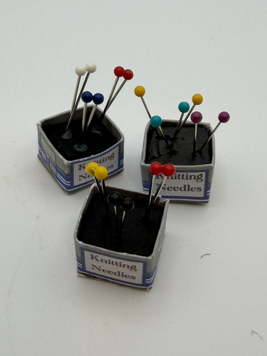 1/12th Knitting Needle Box x1
