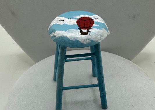 1/12th tall stool (balloon)