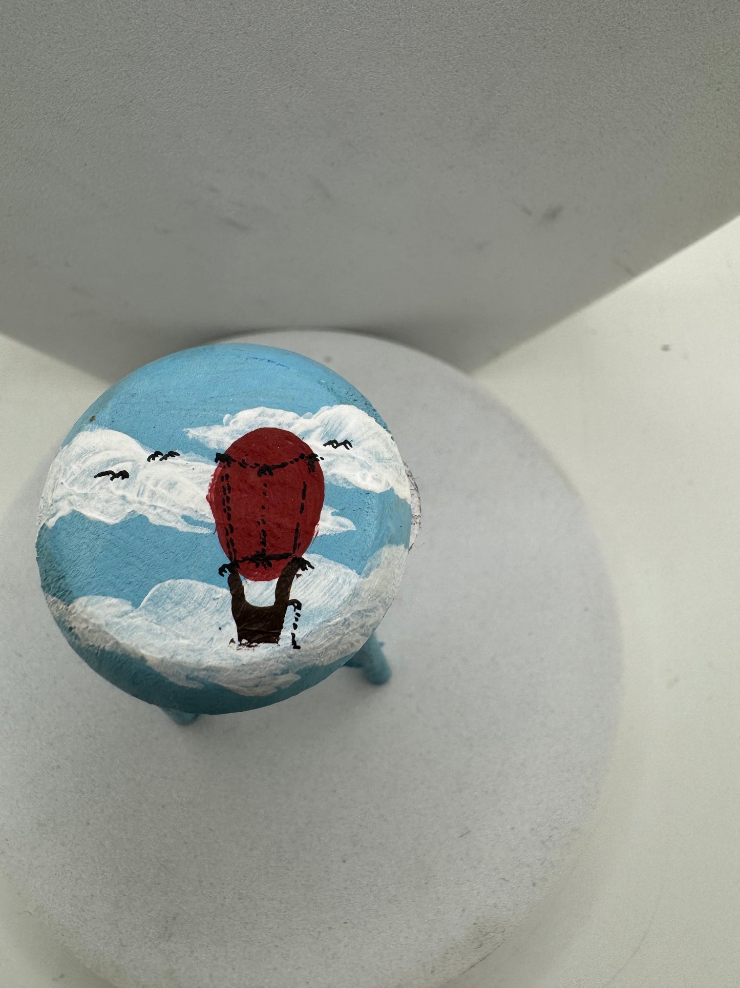 1/12th tall stool (balloon)