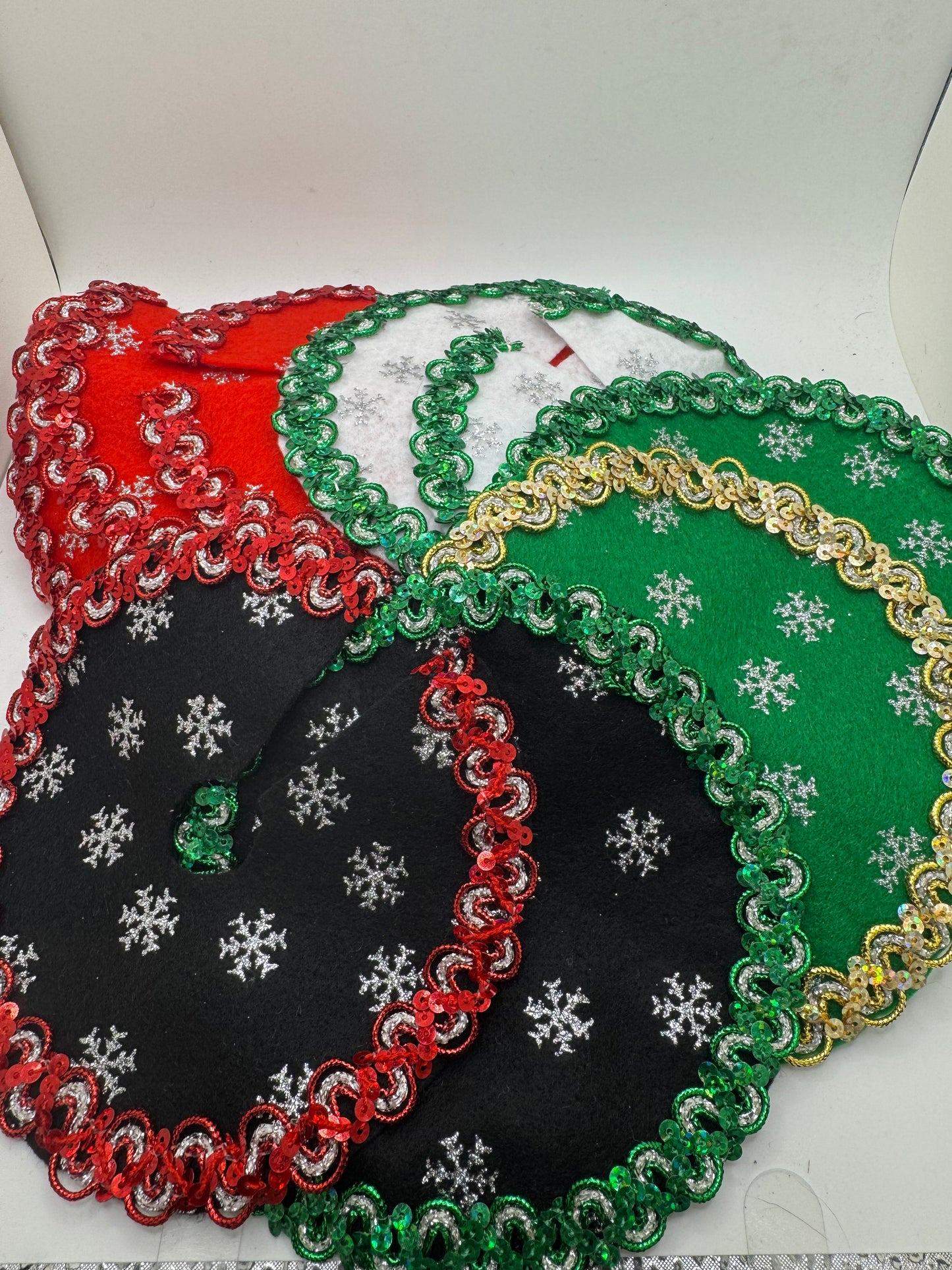 1/12th Christmas Tree Skirt x 1 (various)