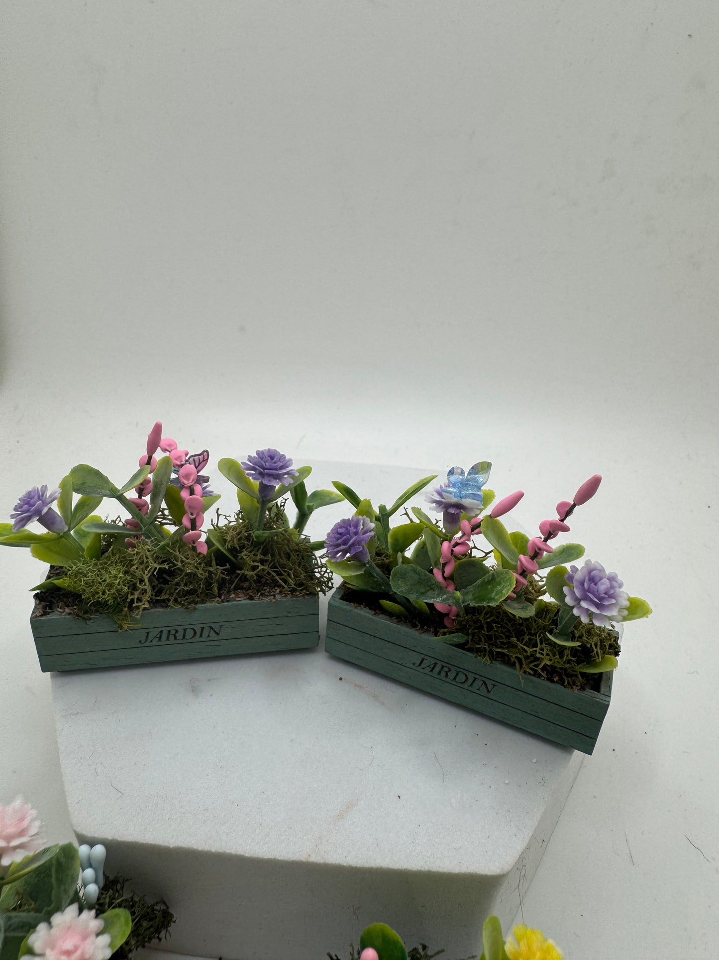 Dolls House Miniatures - 1/12th Trough / Window box with Butterfly (various options)