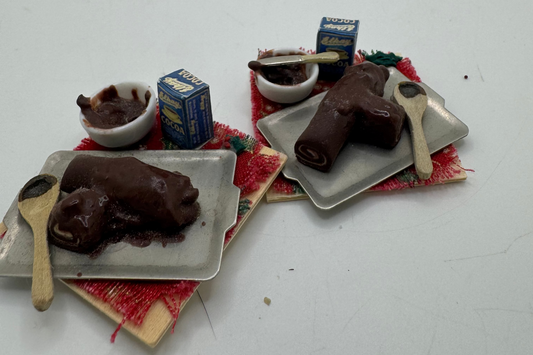 1/12th Making Christmas Yule Log