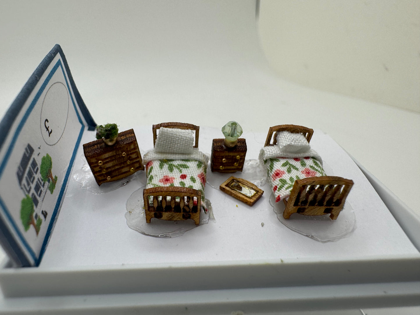 1/144th Traditional Childs Room set
