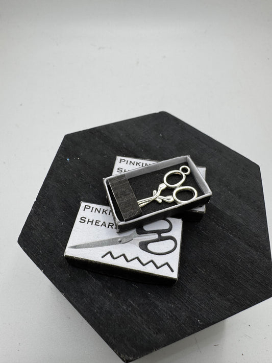 1/12th Scissor Box x1