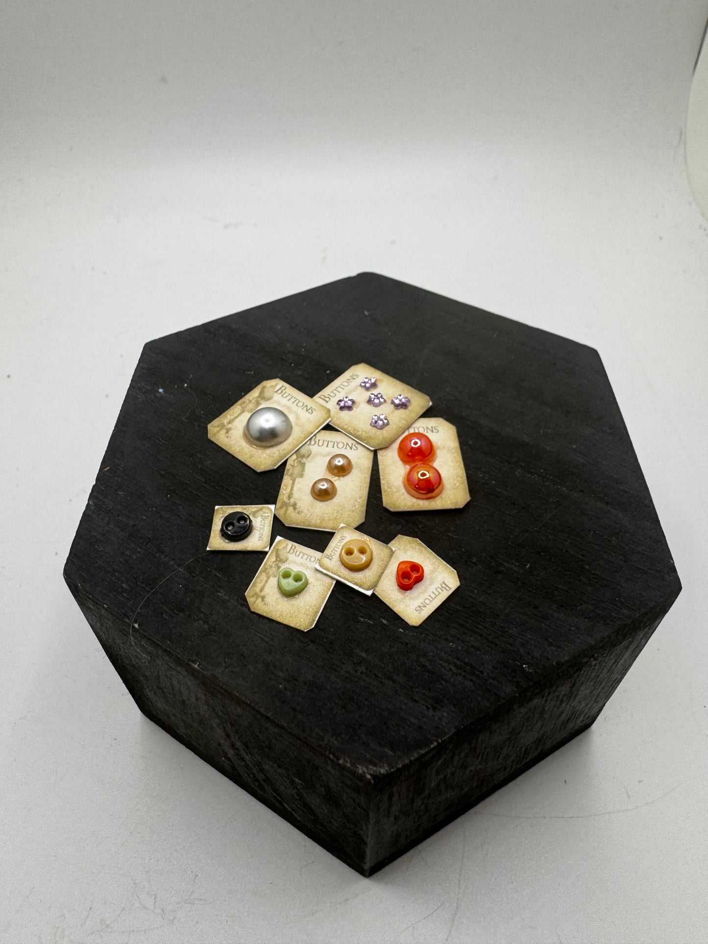 1/12th Button Cards x5